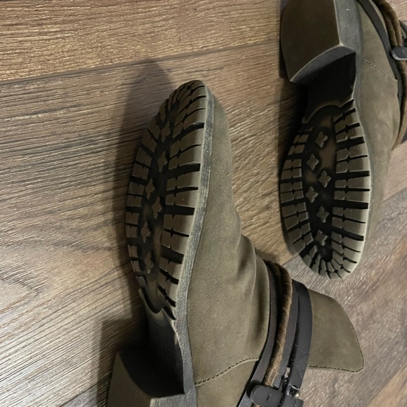 BKE sole Casey size 7.5 - Picture 6 of 9